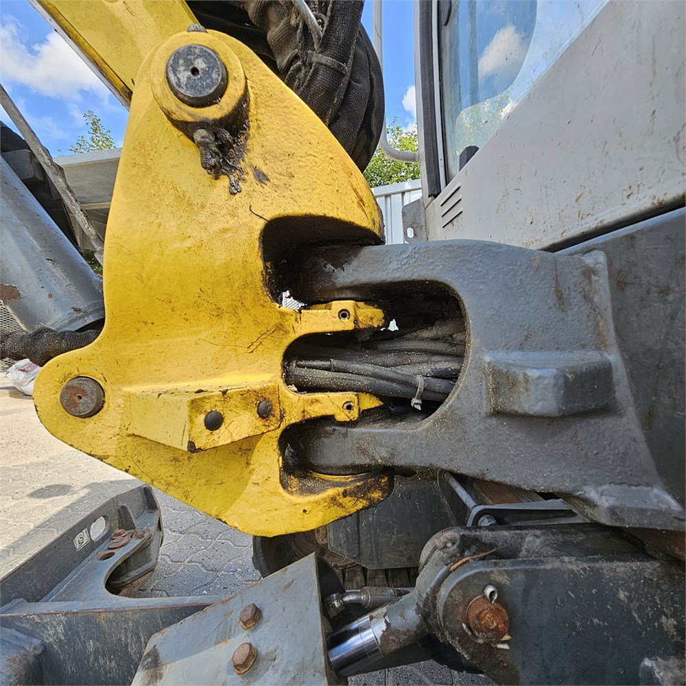 Photo 17