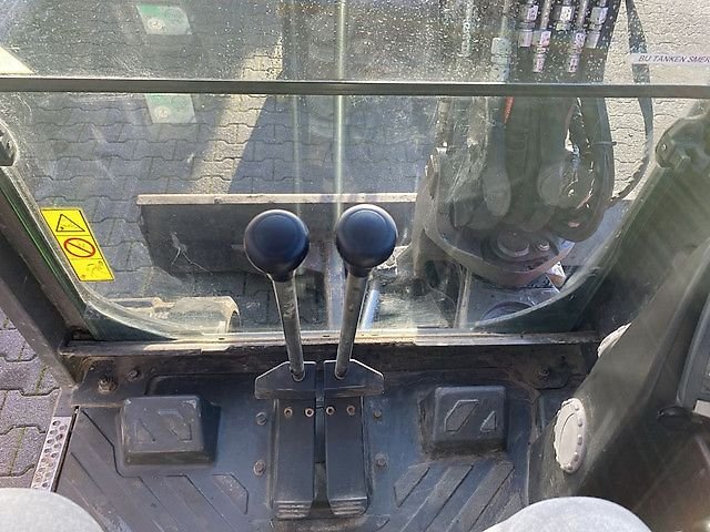 Photo 16