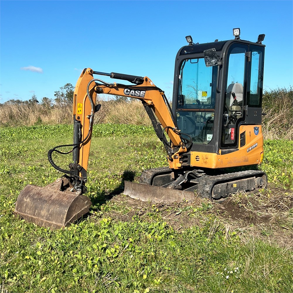 CASE CX18B S2 – 1T7 – 460 h – 2015