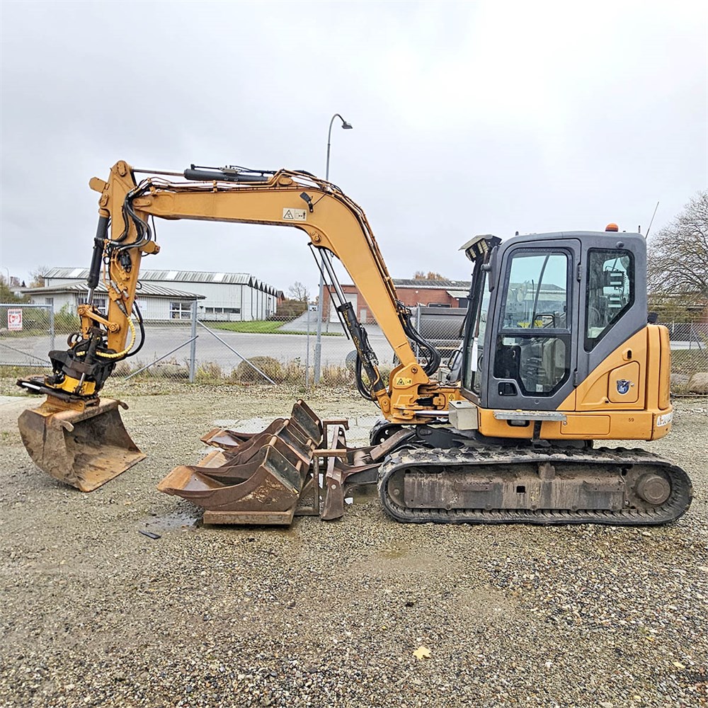 Case CX80 C – 9T – 7 285 h – 2015