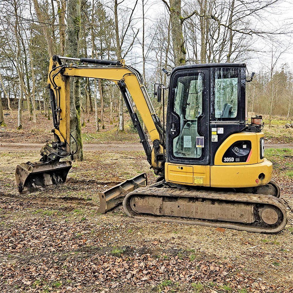 Caterpillar 305D CR – 5T – 4 800 h – 2011