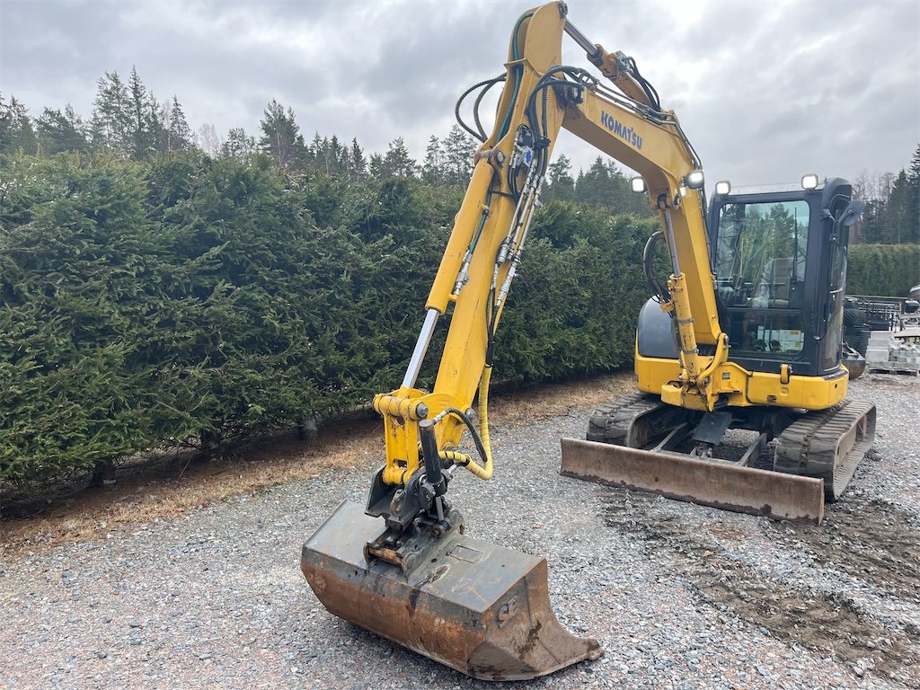 Komatsu PC55MR-3 – 5T5 – 4 810 h – 2011