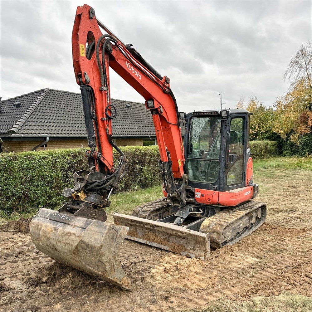 Kubota KX057-4 – 5,7 T – 2 650 h – 2019