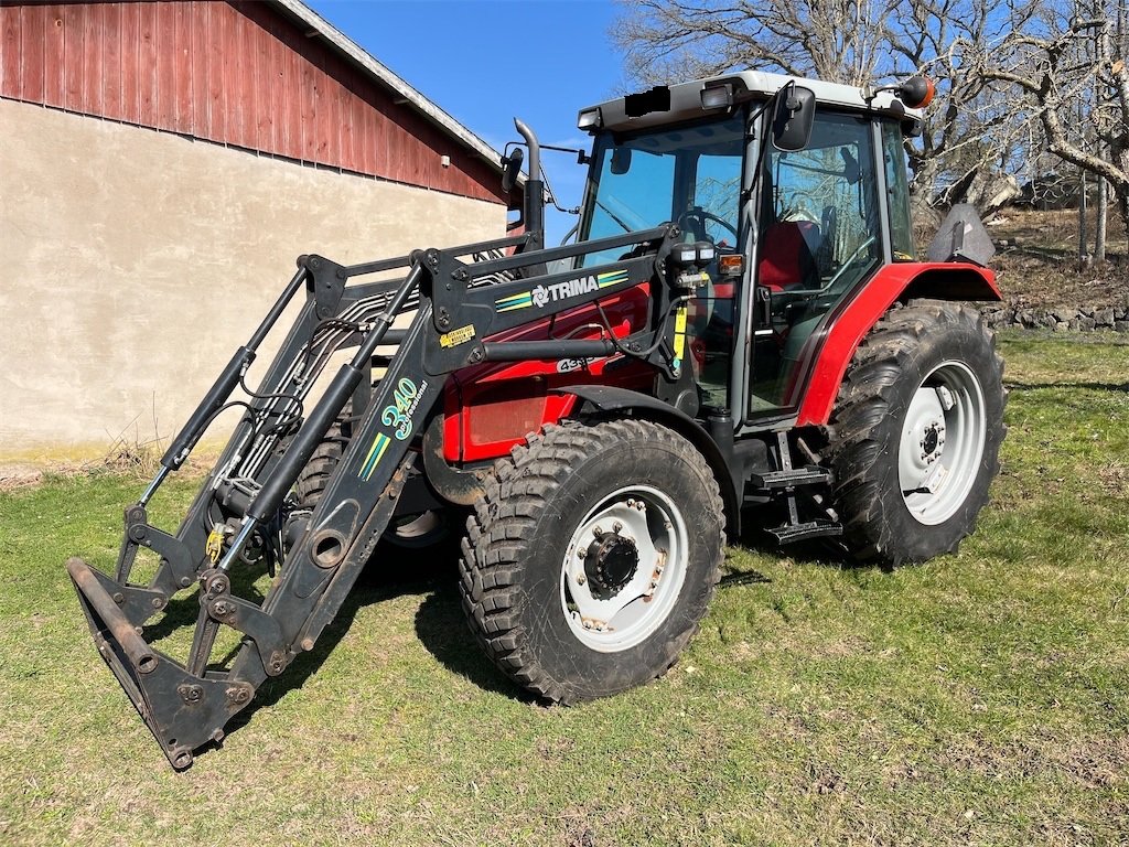 Massey Ferguson 4335-4 – 79 ch – 2002 – 3 876 h