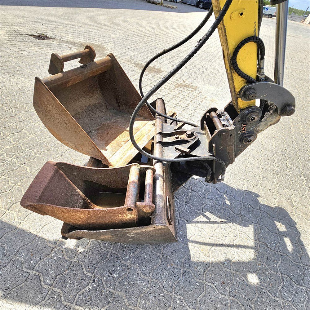 Photo 42