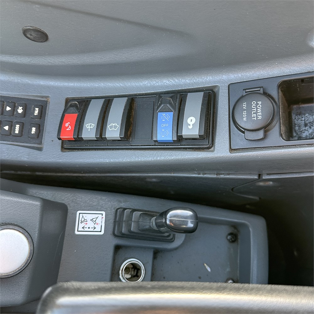 Photo 25