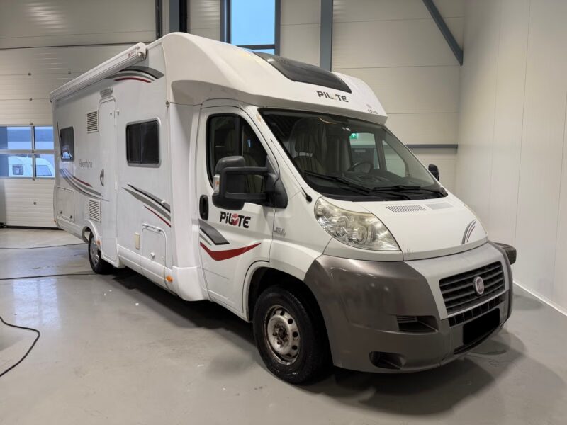 PILOTE P 716 AVENTURA